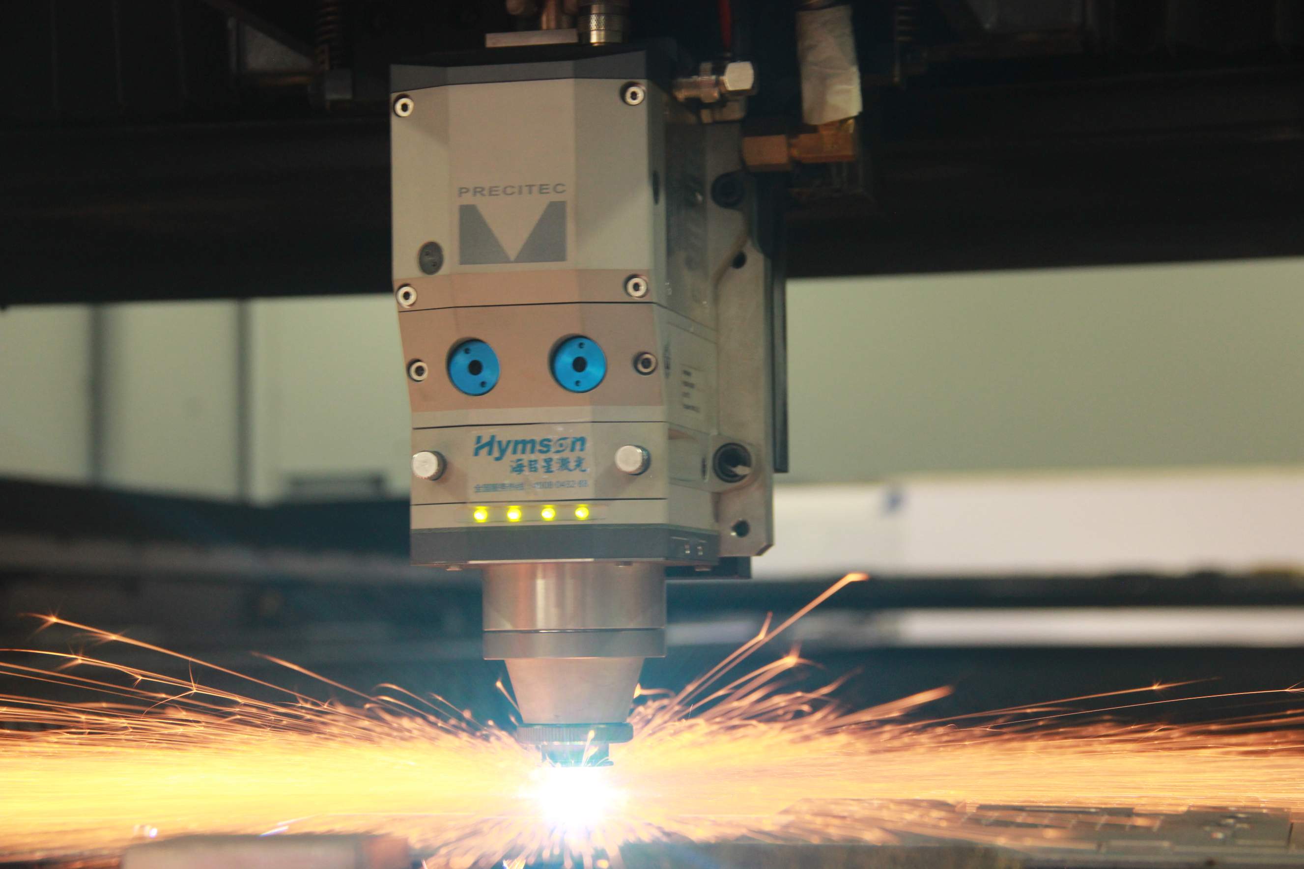 Machine de découpe laser à fibre de très grande taille Hymson série HF de 15 mètres de long