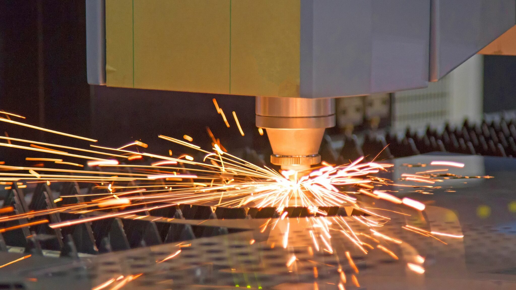 Machine de découpe laser CNC